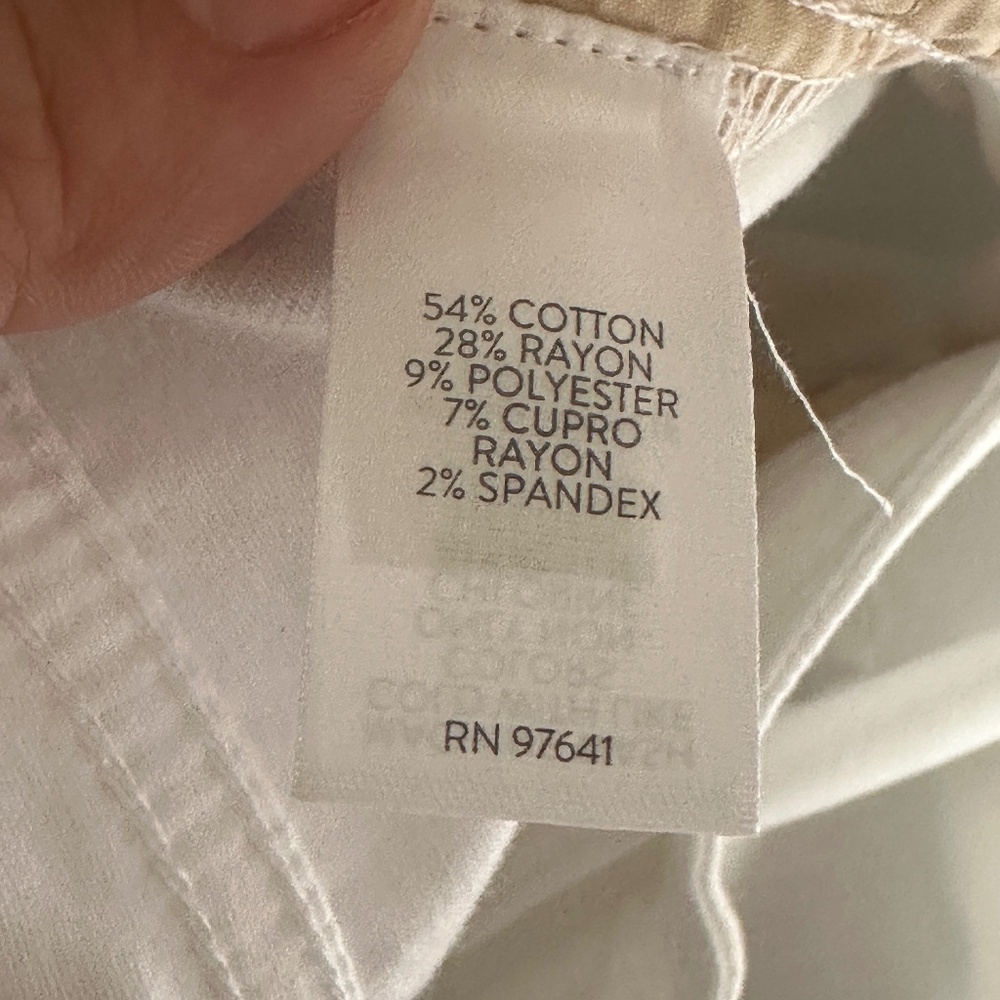 Brand New J. Jill Kick Flare White Jeans Size 14 Petite P Ankle length Raw Hem - Picture 8 of 8